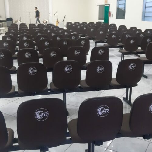 Longarinas pu para igrejas