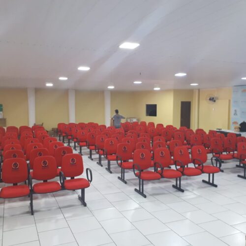 Longarinas pu para igrejas