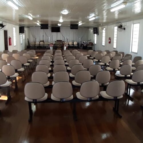 Longarinas pu para igrejas